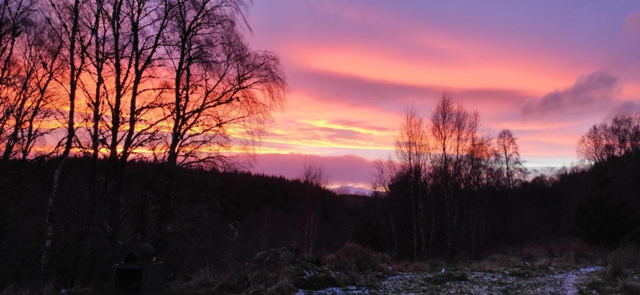 Sunrise House Hotel Inverfarigaig Bagian luar foto