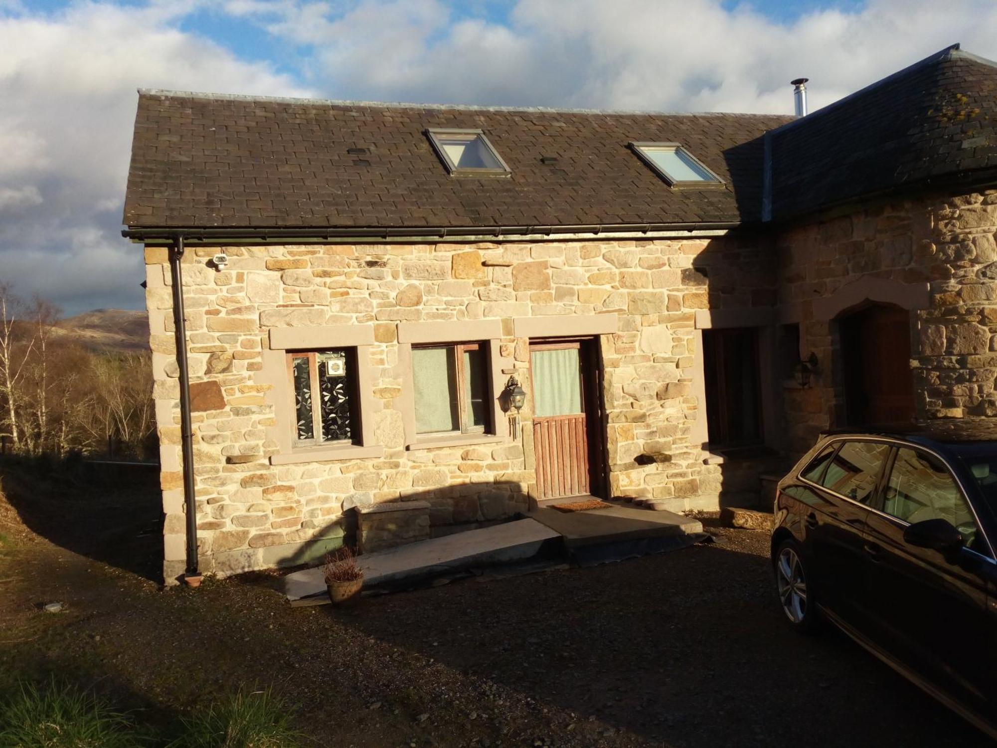 Sunrise House Hotel Inverfarigaig Bagian luar foto