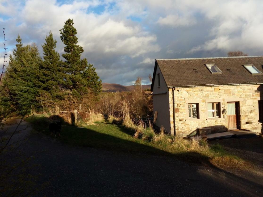 Sunrise House Hotel Inverfarigaig Bagian luar foto